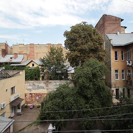 Buk Apartments On Doroshenka 29 Львов Экстерьер фото