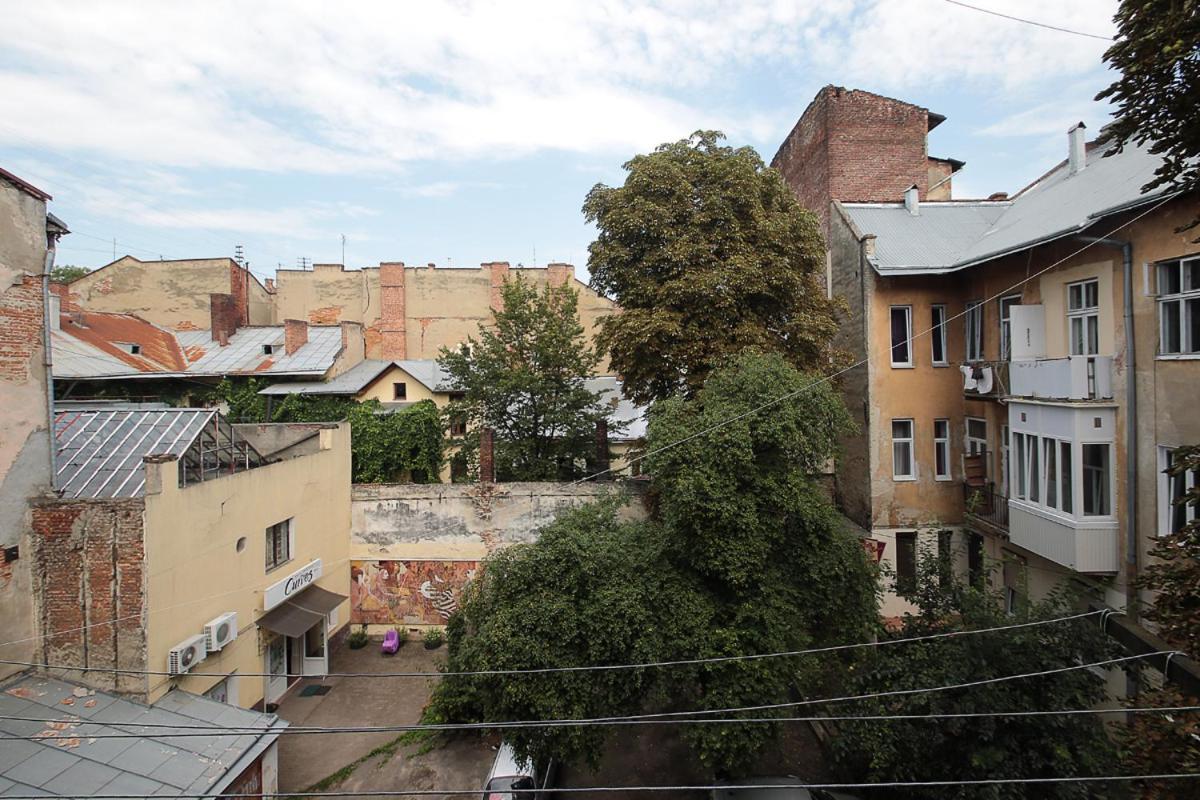 Buk Apartments On Doroshenka 29 Львов Экстерьер фото