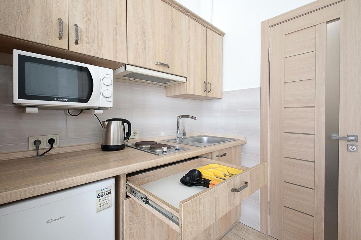 Buk Apartments On Doroshenka 29 Львов Экстерьер фото