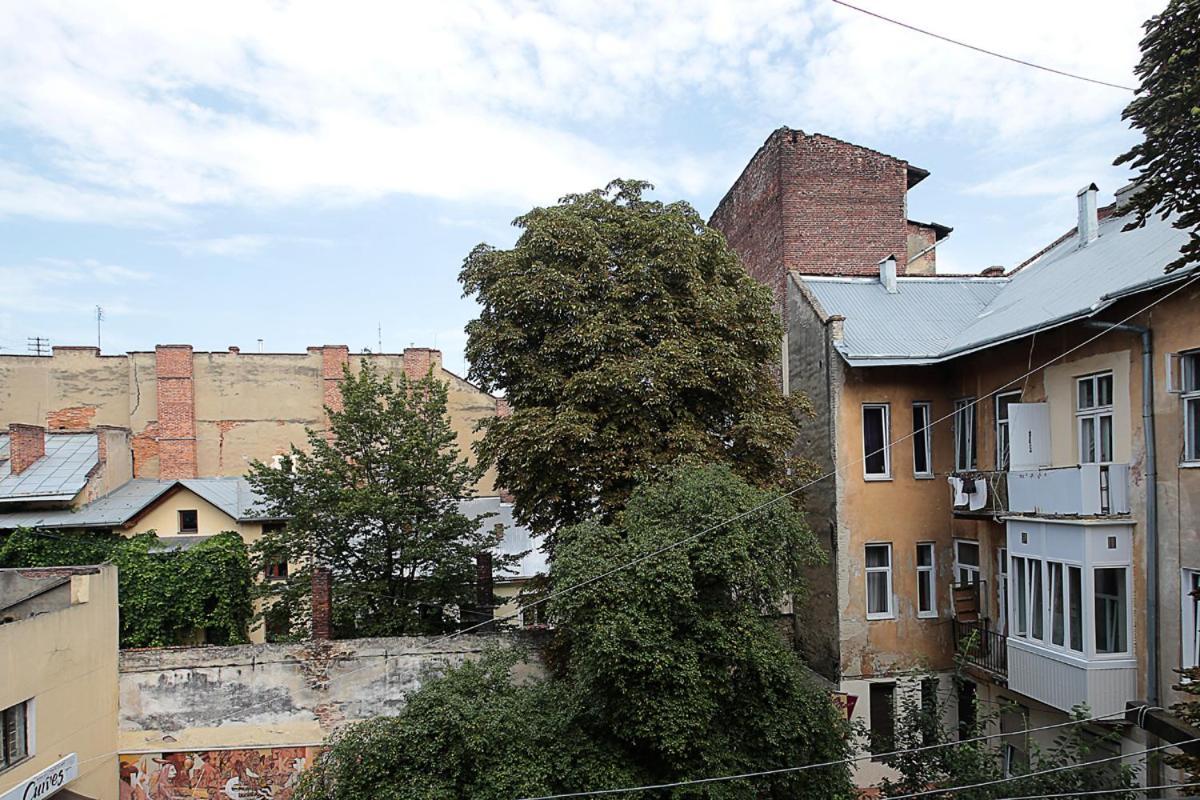 Buk Apartments On Doroshenka 29 Львов Экстерьер фото